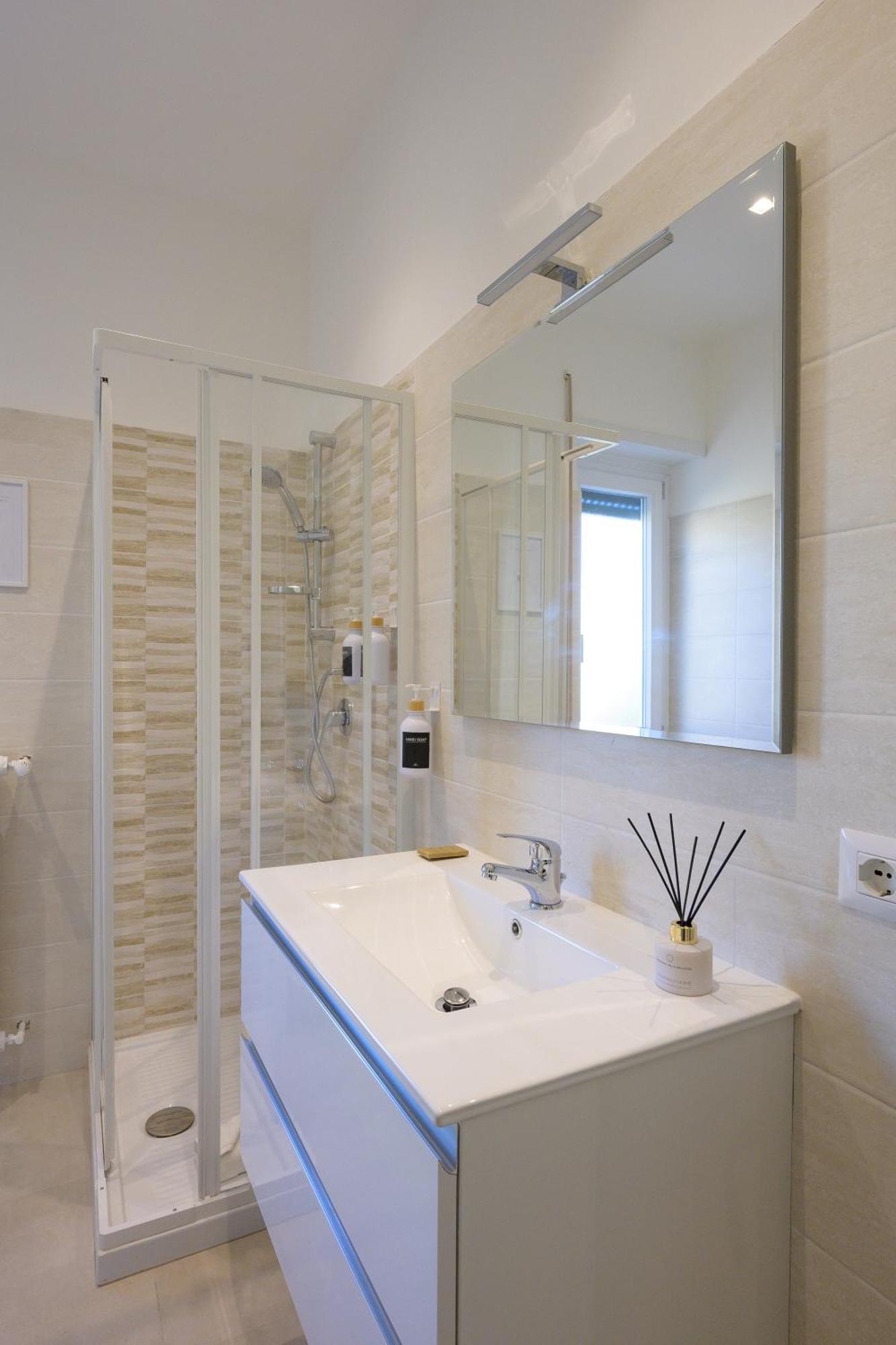 Luxury Suite-Metro Malatesta Roma Ngoại thất bức ảnh